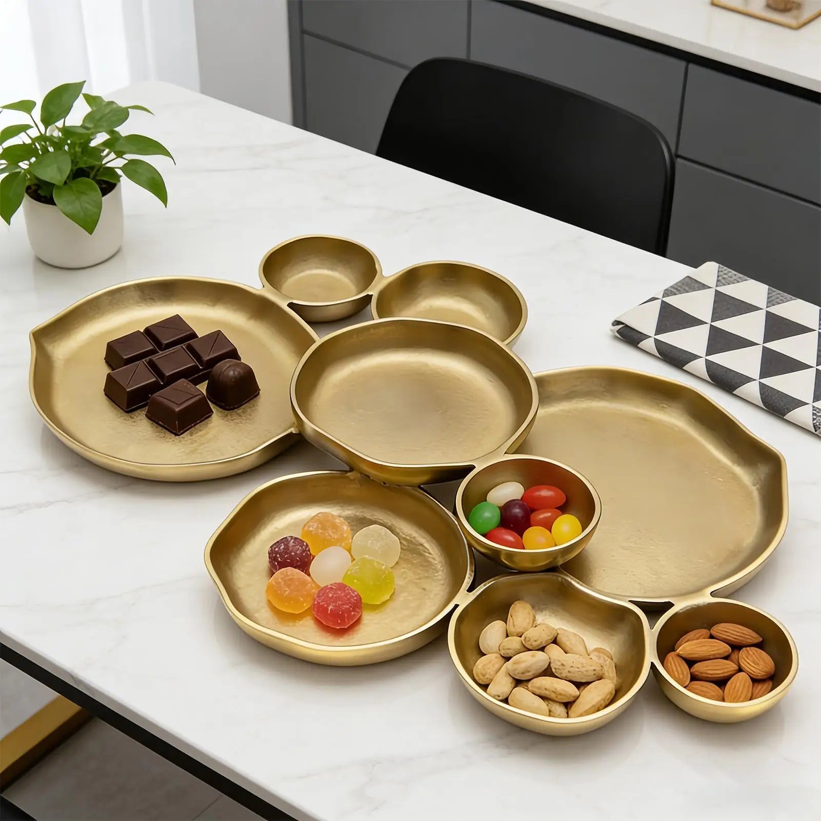 9-Grid Plate Decorative Dessert Plate 9pcs Cluster Serving Bowls Multi Bowl Platter With Compartments For Fruit Candy Meals